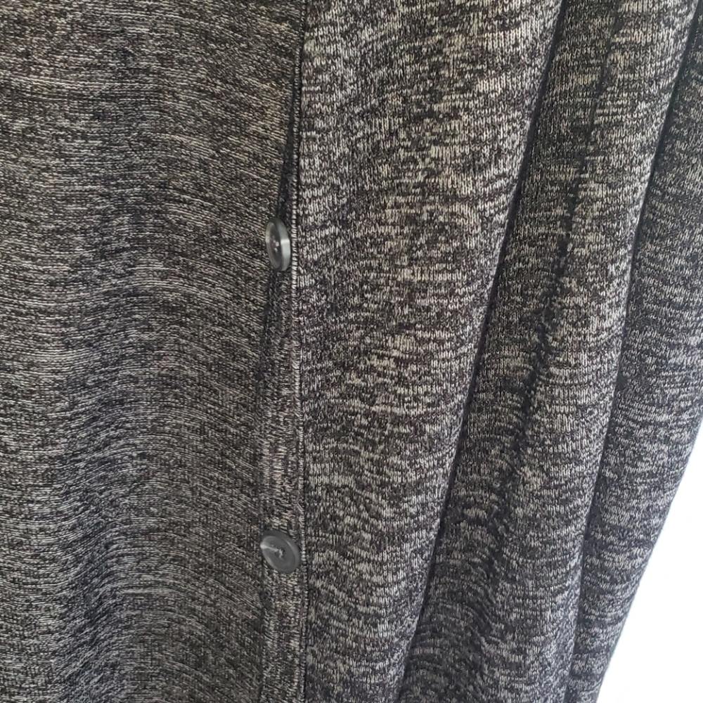 Cardigan - Picture 2 of 4